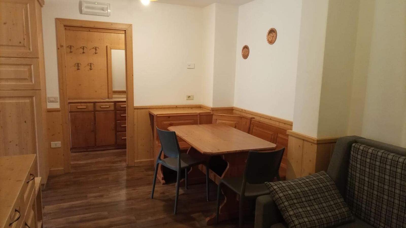 Appartamenti Miriam 파쏘델토날레 외부 사진